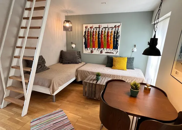 Apartman House I The Back House - Free Parking And Coziness *